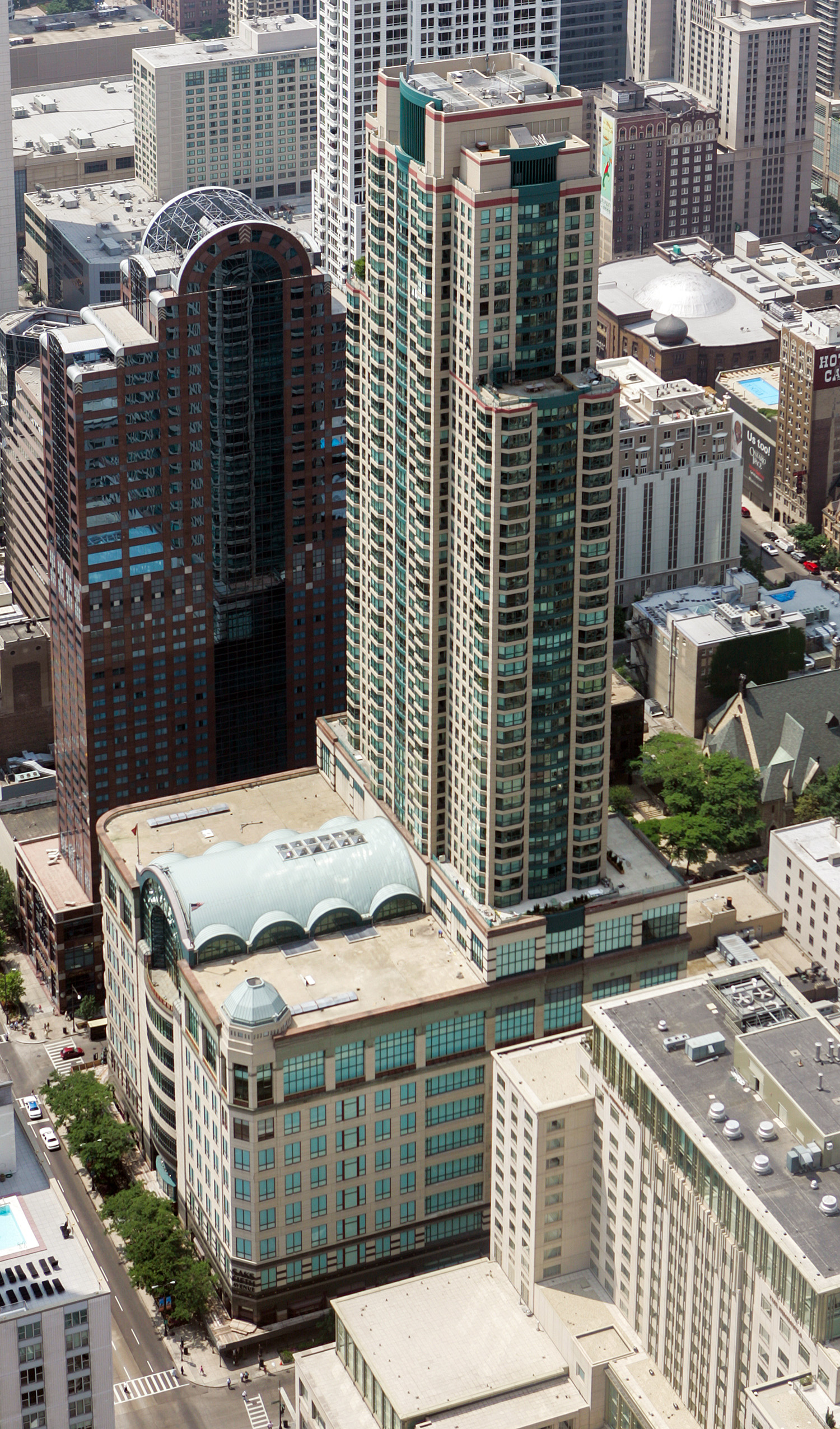 Chicago Place, Chicago - View from John Hancock Center. © Mathias Beinling